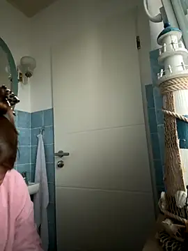 BootyLola online show from October 23, 3:00 pm