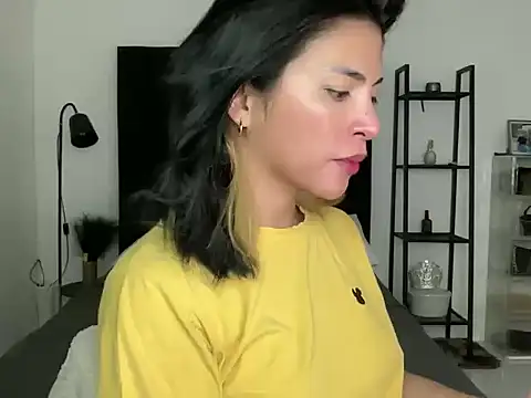 Snapshot of your_bianca69 chatting on January 7, 4:08 am your bianca69 online show from January 7, 4:08 am