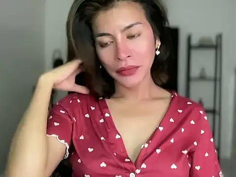 Snapshot of your_bianca69 chatting on February 28, 3:37 am your bianca69 online show from February 28, 3:37 am