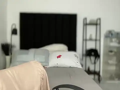 Snapshot of your_bianca69 chatting on March 6, 11:31 pm your bianca69 online show from March 6, 11:31 pm