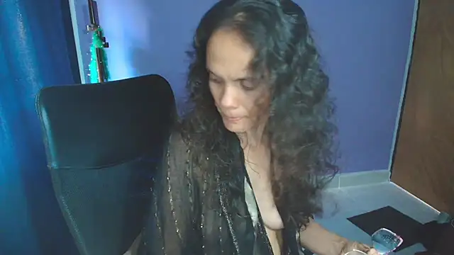 Nattyslave4U online show from November 5, 9:15 pm