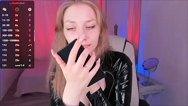 DakotaMabs online show from November 16, 7:36 am