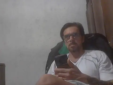 Snapshot of el_principe_hot chatting on September 15, 1:16 am el principe hot online show from September 15, 1:16 am