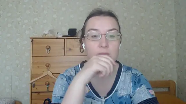 Smart Rose online show from April 24, 2:41 pm