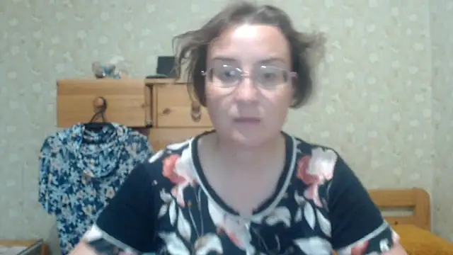 Snapshot of Smart_Rose chatting on June 21, 5:15 pm Smart Rose online show from June 21, 5:15 pm