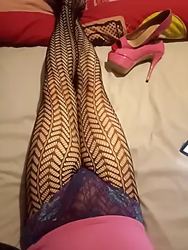 Snapshot of JulietteMaitresse chatting on October 23, 10:25 am JulietteMaitresse online show from October 23, 10:25 am