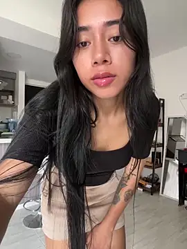 Snapshot of aimi_art1 chatting on February 5, 7:20 pm aimi art1 online show from February 5, 7:20 pm