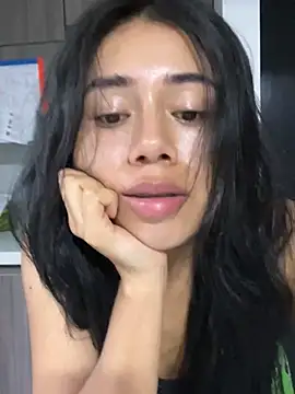 Snapshot of aimi_art1 chatting on February 21, 2:28 am aimi art1 online show from February 21, 2:28 am