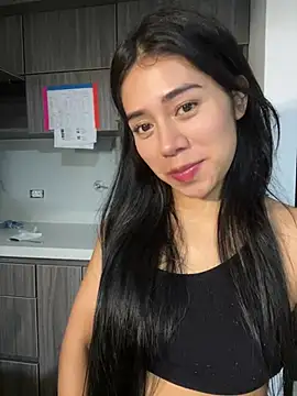 Snapshot of aimi_art1 chatting on March 7, 2:15 am aimi art1 online show from March 7, 2:15 am