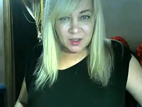 Snapshot of AgoniA7 chatting on February 23, 8:11 pm AgoniA7 online show from February 23, 8:11 pm