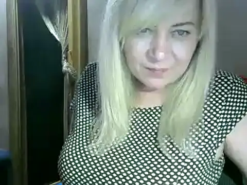 Snapshot of AgoniA7 chatting on March 2, 5:58 pm AgoniA7 online show from March 2, 5:58 pm