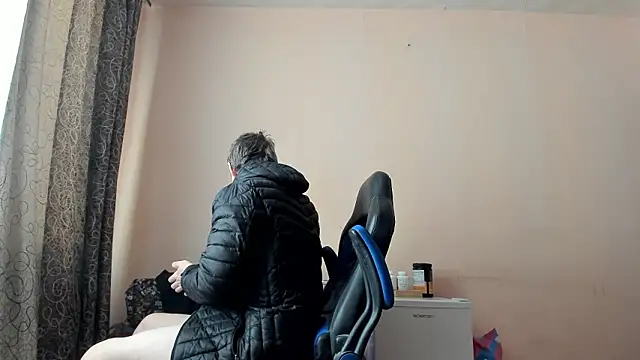 SanFrantsisko online show from February 23, 10:01 am