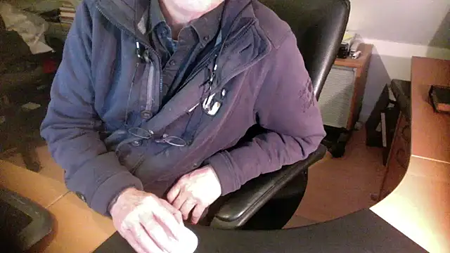 outlaw200 online show from December 13, 3:43 pm