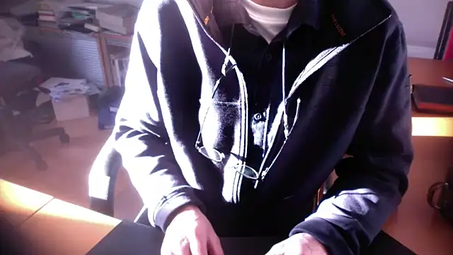 outlaw200 online show from December 20, 11:32 am