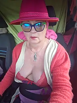 MucMilf59 online show from November 16, 8:31 am