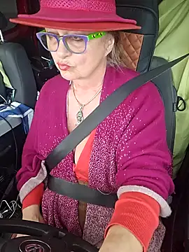 MucMilf59 online show from March 26, 5:07 pm