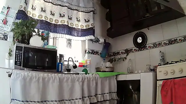 Alexa Morrison online show from February 4, 6:58 pm