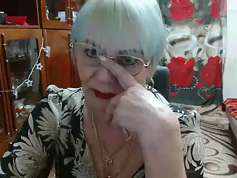 JenaCheim online show from December 8, 10:25 pm