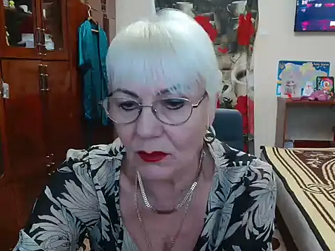 JenaCheim online show from December 19, 6:23 am