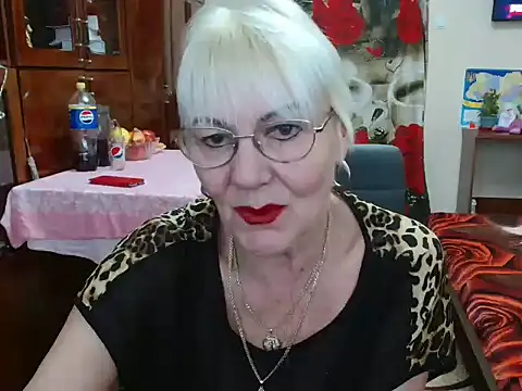 JenaCheim online show from January 3, 6:33 am