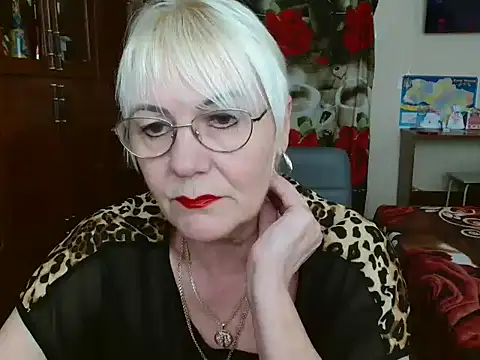 JenaCheim online show from February 25, 6:25 am