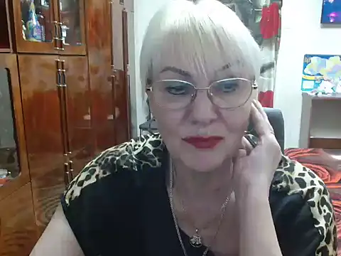 JenaCheim online show from March 4, 8:05 pm
