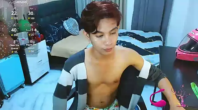 Snapshot of WildestTwink chatting on March 7, 10:21 pm WildestTwink online show from March 7, 10:21 pm