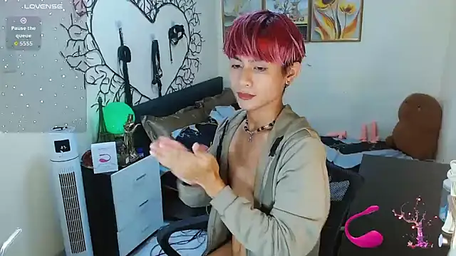 WildestTwink online show from October 3, 6:05 pm