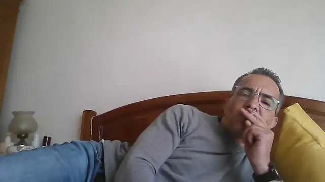 CarlosRocha73 online show from May 14, 11:39 am