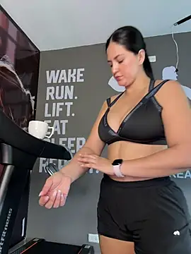 Carolina Novoa online show from May 5, 5:21 pm