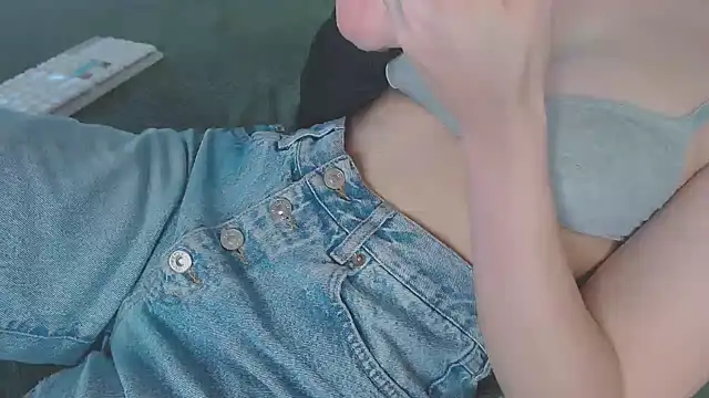 Kiradoll27 online show from January 31, 9:48 am