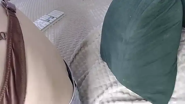 Kiradoll27 online show from October 29, 9:33 am