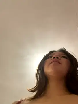 Snapshot of asianmystery203 chatting on December 4, 6:33 am asianmystery203 online show from December 4, 6:33 am