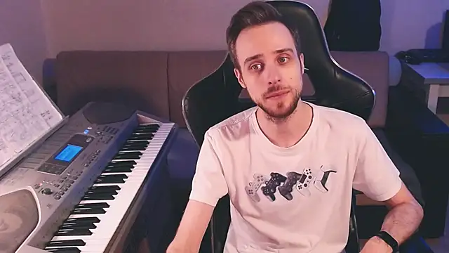 Sweetparker online show from March 26, 9:53 pm