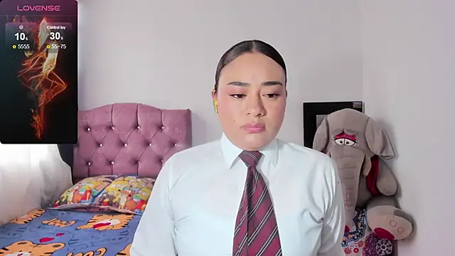 ReyleDoll online show from May 13, 9:55 pm