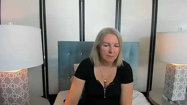 EricaTop online show from January 11, 9:15 am