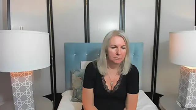 EricaTop online show from November 10, 5:23 pm