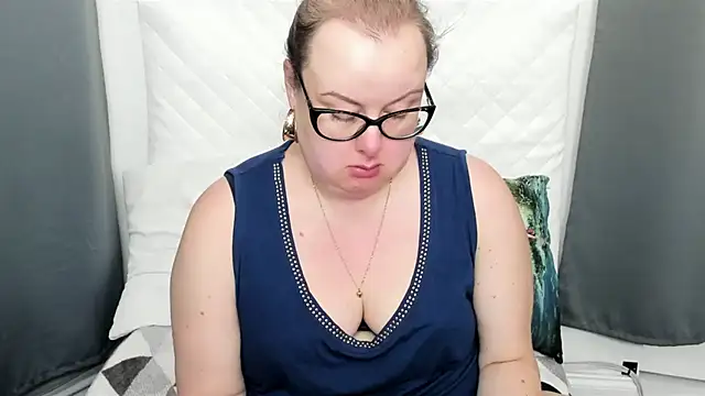 dirtyBonnie online show from November 20, 4:45 am