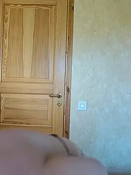 SwedishJennifer online show from October 18, 10:38 am