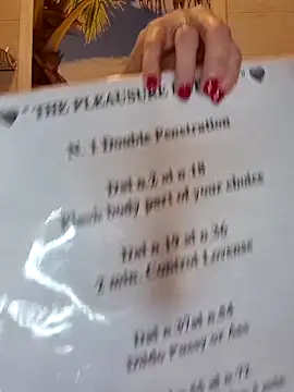 Snapshot of lucillabollente chatting on November 1, 6:04 am lucillabollente online show from November 1, 6:04 am