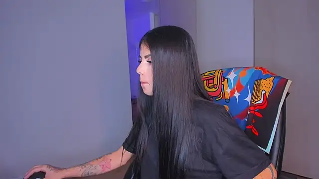 Lisegg  online show from January 5, 6:33 pm