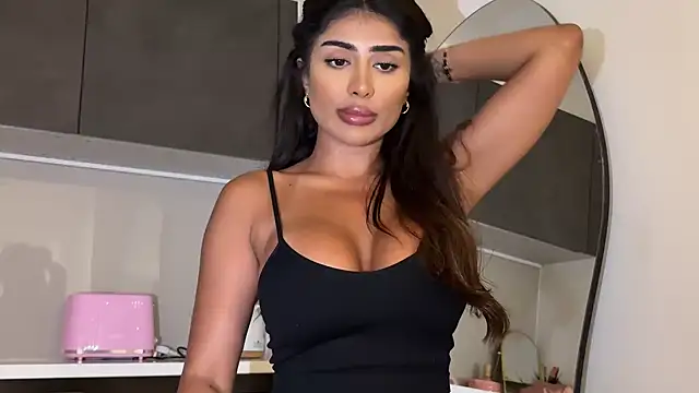 ArabicBarbie online show from September 23, 9:07 pm