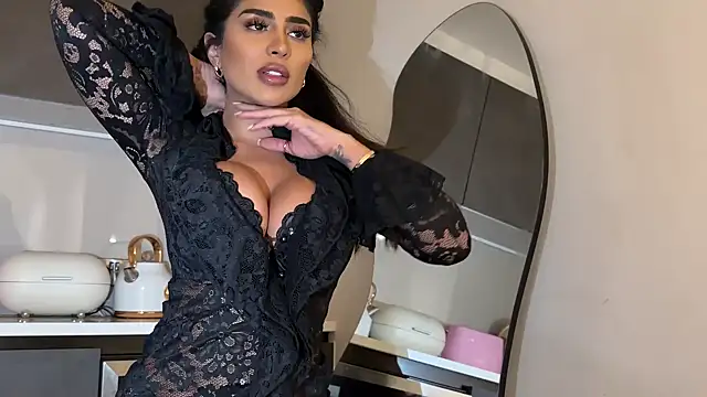 ArabicBarbie online show from December 18, 10:49 pm