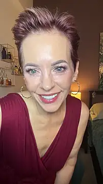 Snapshot of RubyLynne chatting on March 31, 6:30 pm RubyLynne online show from March 31, 6:30 pm