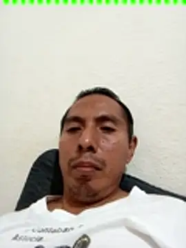 Snapshot of desnudo_Sexoxo chatting on December 18, 3:15 am desnudo Sexoxo online show from December 18, 3:15 am