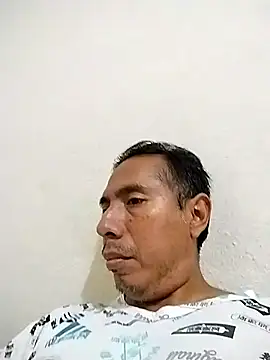 Snapshot of desnudo_Sexoxo chatting on October 27, 11:31 pm desnudo Sexoxo online show from October 27, 11:31 pm