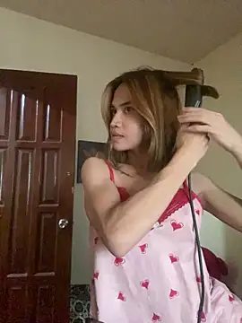 Snapshot of _FoxyFlair chatting on February 27, 8:36 am FoxyFlair online show from February 27, 8:36 am