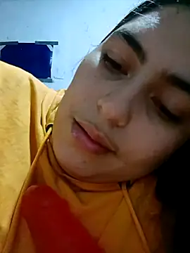 Snapshot of xandra252 chatting on April 4, 3:16 am xandra252 online show from April 4, 3:16 am
