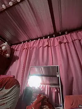 Snapshot of sweetieme chatting on September 19, 12:39 pm sweetieme online show from September 19, 12:39 pm