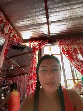 sweetieme online show from May 17, 1:36 am